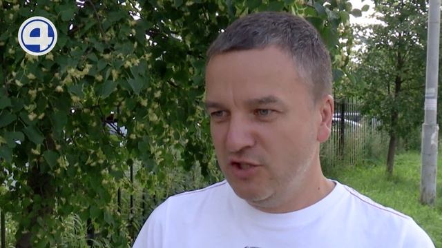 В Екатеринбурге жильцы многоэтажки выгнали на улицу сотрудников управляющей компании