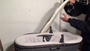 How to Remove the Textiles from a Stokke Trailz / Crusi Carrycot