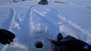 Зимняя рыбалка в мороз. Ловля окуня на ратлины. Рыбалка в Сибири.