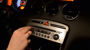 Siemens VDO RD4 - USB, AUX, Bluetooth (A2DP)