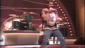 Billy Ray Cyrus - Achy Breaky Heart (LIVE)