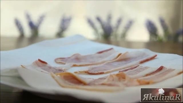 Запеченная в духовке курица в медово - горчичном соусе с сыром и беконом
