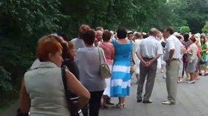 Гомель. "Произвольные" танцы пожилых в парке.