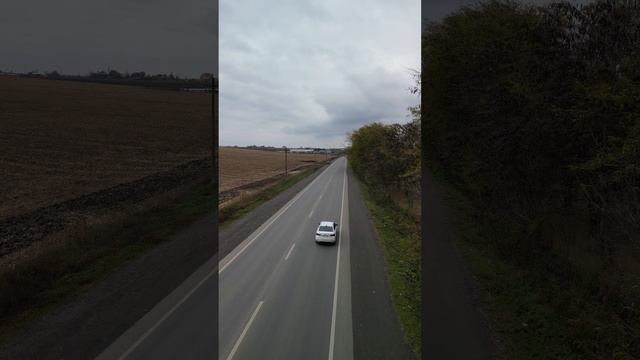 Режим вертикальной съемки DJI Mini 3 Pro Active Track преследование авто. Смотреть до конца