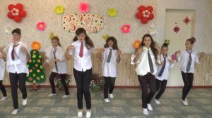 Танец на День учителя.