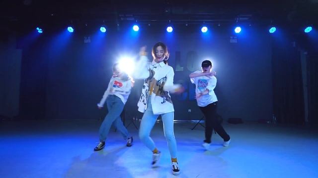 Boyfriend  Z.I.V Choreo - HELLO DANCE