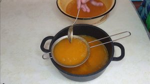 Вкусный абрикосовый сок на зиму.