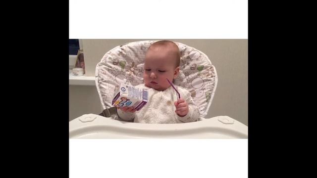 Ника пьет из трубочки. 8,5 месяцев смотреть онлайн