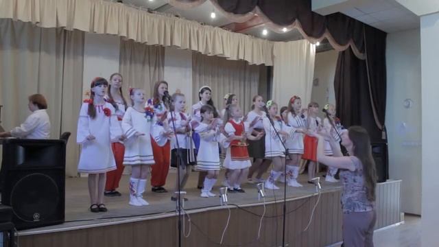 Ой ходить сон коло вікон (Українські пісні) хор ДШИ №4 смотреть онлайн