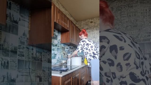 отмываю кухонный гарнитур #ремонт #уборкаквартиры #уборка #shorts