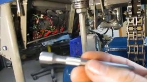 Натяжение приводного ремня стенда проверки генераторов #ремонтгенераторов #автомобильныегенераторы