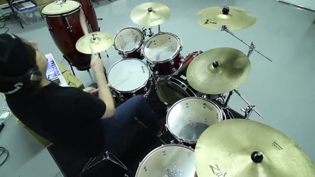 Led Zeppelin ~ The Song Remains The Same~ Drum Play along смотреть онлайн