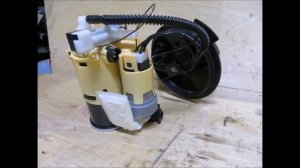 Топливный насос Mercedes w205 w213 x253 A2054701594