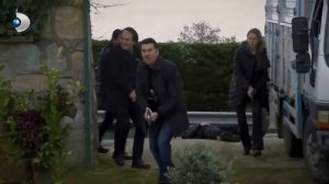 Mesut, Rıza Babayı Kurtardı | Arka Sokaklar 611. Bölüm