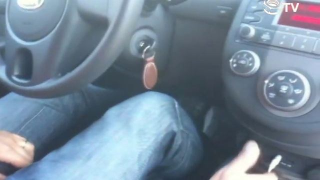 Test Drive: Kia Soul LX 1.6 смотреть онлайн