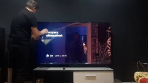 Телевизор HI VHIX-65U169MSY. Обзор и первый запуск .