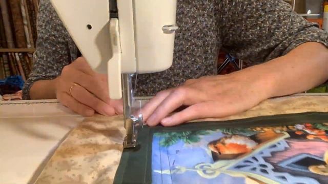 Как своими руками сшить красивый новогодний подарок - лоскутную подушку? Проходите по ссылке ➡️