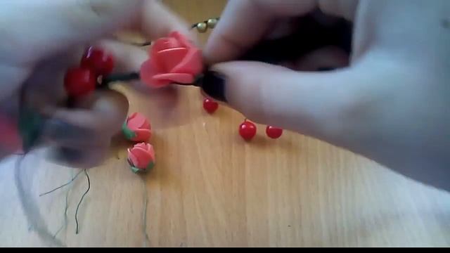 Венок с цветами из фоамирана?