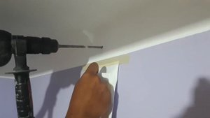 сверлим отверстие в стене без мусора