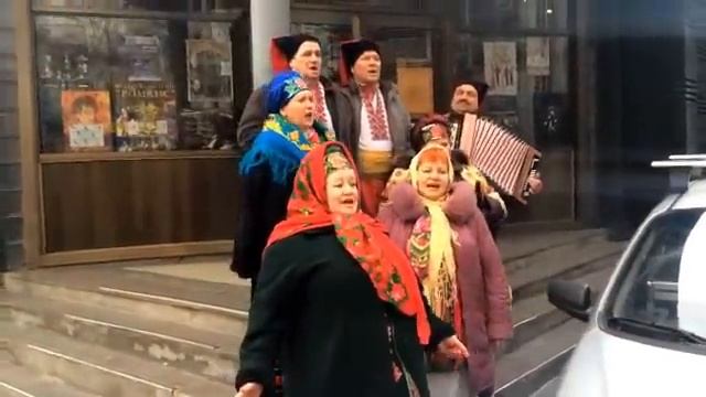 Колядование на улицах Киева - ансамбль ветеранов сцены) смотреть онлайн
