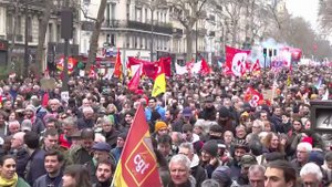 Во Франции седьмой день продолжаются протесты против пенсионной реформы Макрона