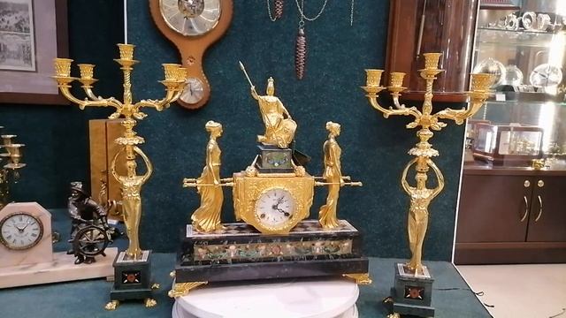 САМЫЕ ДОРОГИЕ КАМИННЫЕ БРОНЗОВЫЕ ЧАСЫ K.MOZER С ФЛОРЕНТИЙСКОЙ МОЗАИКОЙ , КАНДЕЛЯБРАМИ ПОЗОЛОТОЙ смотреть онлайн