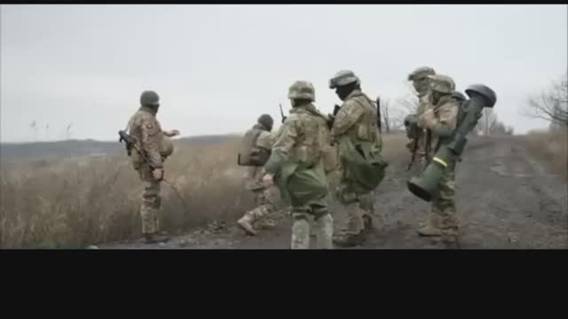 Украинские военные с ПТРК Javelin на Донбассе