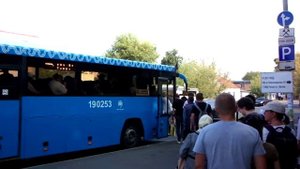 Часы-пик на транспорте - автобус №400т после снятия турникетов