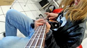 bass slapping bass solo  fixplace игра слэпом на бас гитаре