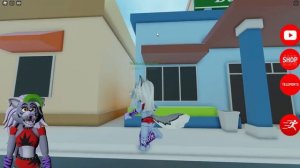 Roxanne Wolf and Gregory Play FIND THE YOUTUBERS in ROBLOX