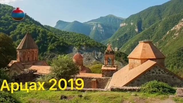 Эмоции армянки, которая первый раз посетила Арцах.