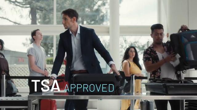 Чемодан сам следует за хозяином смотреть онлайн