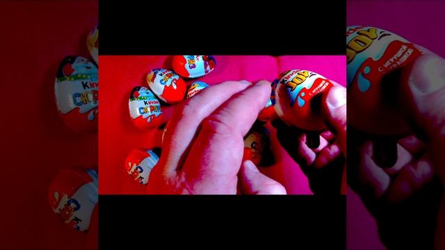 Candy's Kinder ASMR lollipops satisfying video relaxing Kinder Joy, Kinder Surprise #shorts  (3)