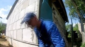 Штукатурка фасада без маяков. Проще и дешевле не получится.