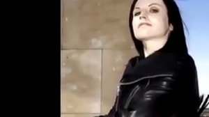 Dolores O'Riordan - October (slide of photos)