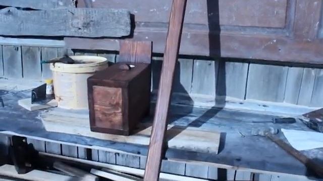 Скворечник женскими руками.