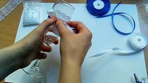 Бокалы на свадьбу в синем цвете из кружева и лент|Jo Handmade