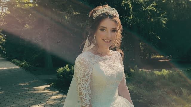 Видеограф Омск. Видеосъёмка видеограф на свадьбу Омск. Свадьба Омск