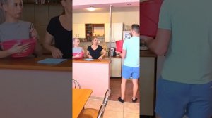 FUNNY Wigofellas PRANKS on MOM - Wigofellas TikTok - Wigofellas PRANKS on Girlfriend - Sister DAY 1