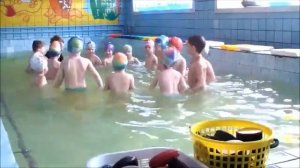 Открытое занятие по плаванию в младшей группе "Ёжики"  24 05 2017