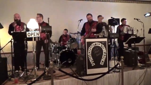 DynaVersaStickToneAires (DVSTA)- Don't Flirt Polka смотреть онлайн