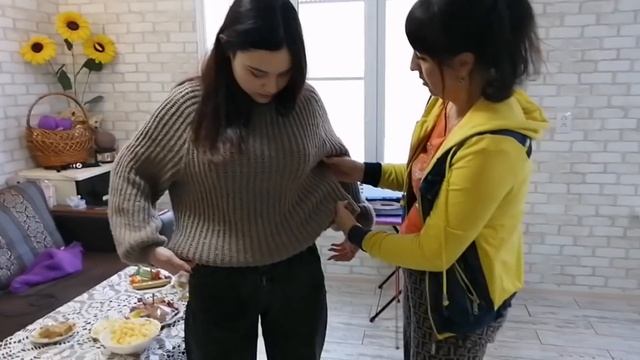 Приехали к МАМАТЕ, порезали свитер?✂️?? смотреть онлайн