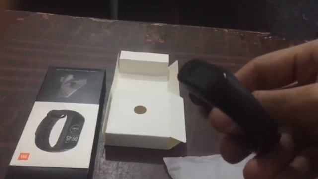 Xiaomi Mi Band 4 Unboxing & First Look | Aamir Hussain смотреть онлайн