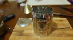 Печь из консервной банки, парафиновая печь - для палатки.