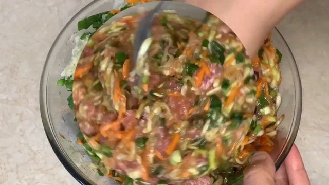 ТОЛЬКО САМЫЕ ПРОСТЫЕ И ДОСТУПНЫЕ ПРОДУКТЫ/ВКУСНАЯ, СОЧНАЯ и АРОМАТНАЯ ЗАПЕКАНКА/ОЧЕНЬ ЛЕГКИЙ РЕЦЕП смотреть онлайн