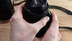 К вам в руки попал зеркальный фотоаппарат! Как им пользоваться? Внешние отличия от цифрокомпактов