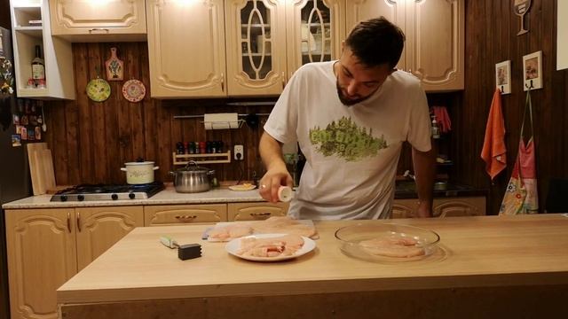 Самое сочное жареное куриное филе! В_Кустах - готовим вместе #002 смотреть онлайн