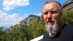 путешествие на мотоцикле в Элладу на Триумфе Рокет 3 Монастырь Варлаам