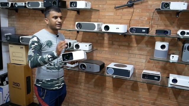 Full HD LED  Projector Biggest wholeseller and Manufacturer Aun and Tonzo all model in best price