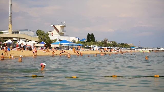 Огромный песчаный пляж в КРЫМУ! Самое ЧИСТОЕ МОРЕ тут! Евпатория